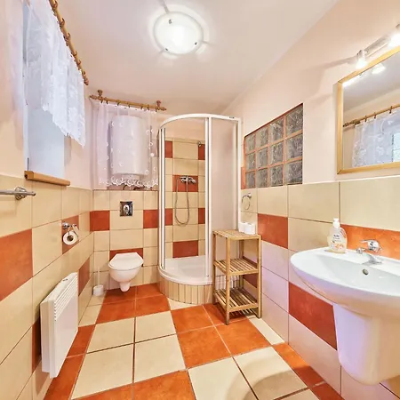 U Hronova-5 By Interhome Tatil Evi